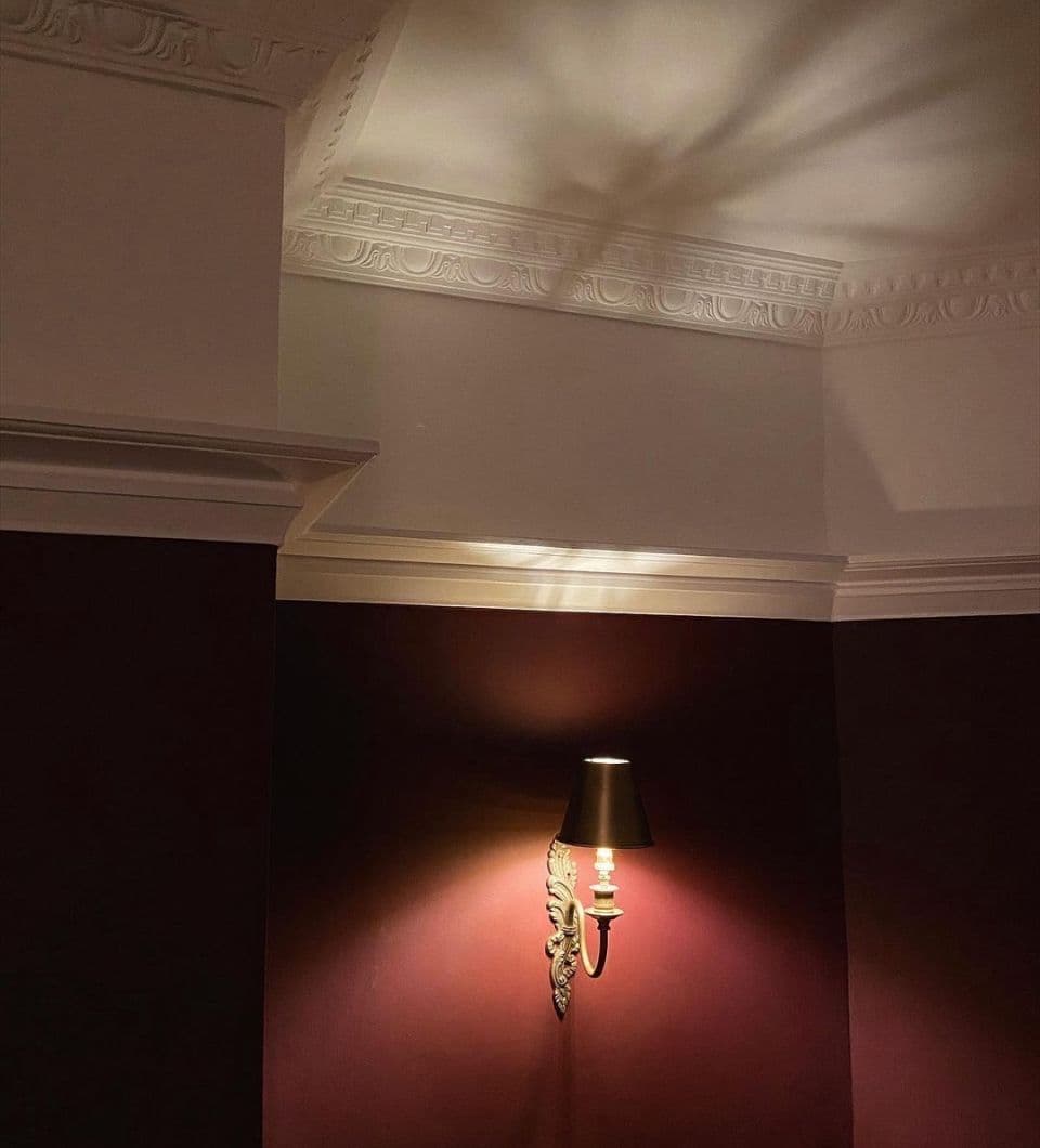 Medium Dentil Egg and Dart Plaster Coving 95mm x 100mm