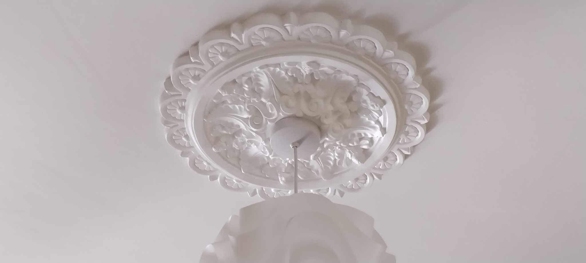 Small Sunflower Plaster Ceiling Rose 457mm