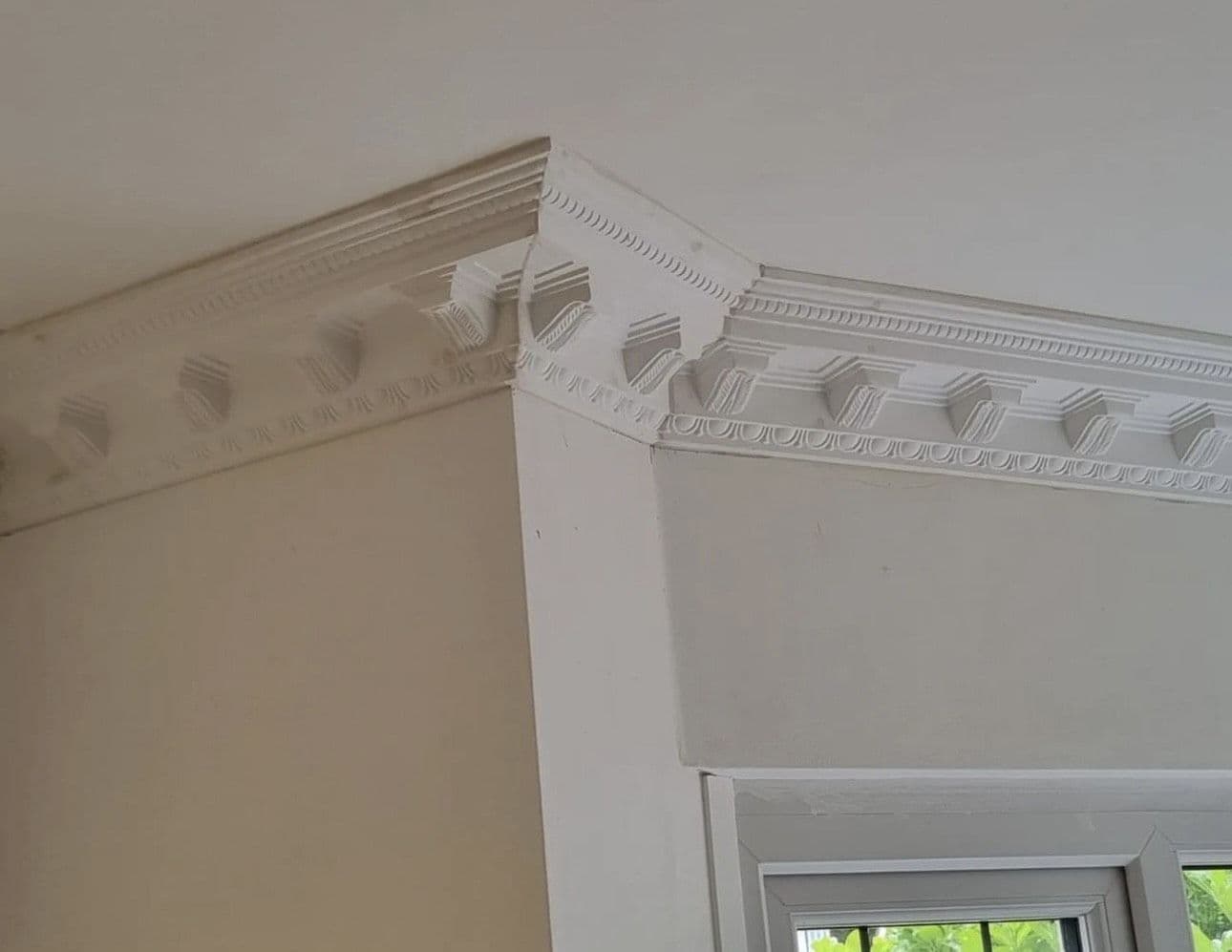 Medium Victorian Ornate Plaster Coving 125mm x 140mm