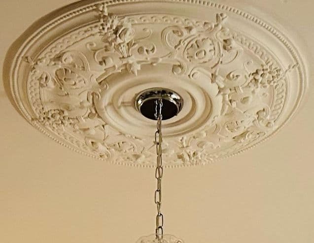 Banner Plaster Ceiling Rose 734mm