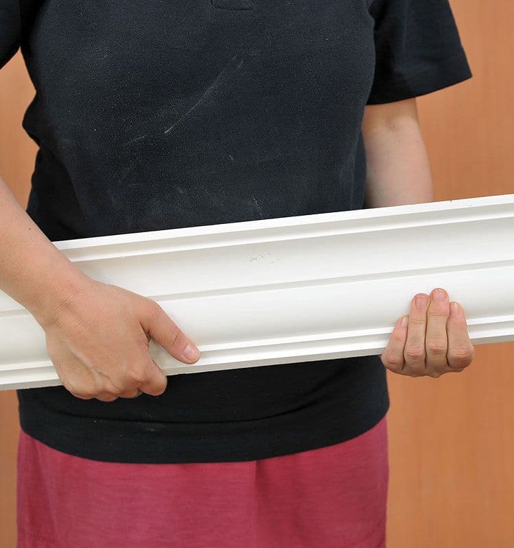 Small Lancaster Traditional Plaster Coving 80mm x 90mm