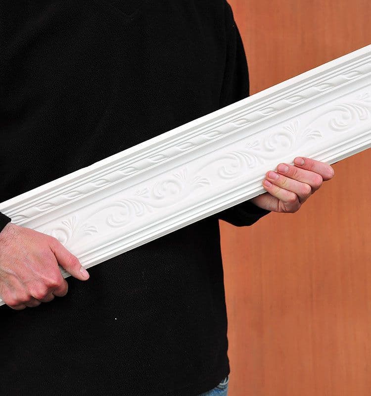 Edwardian Fleur de Lys Plaster Coving 80mm x 110mm