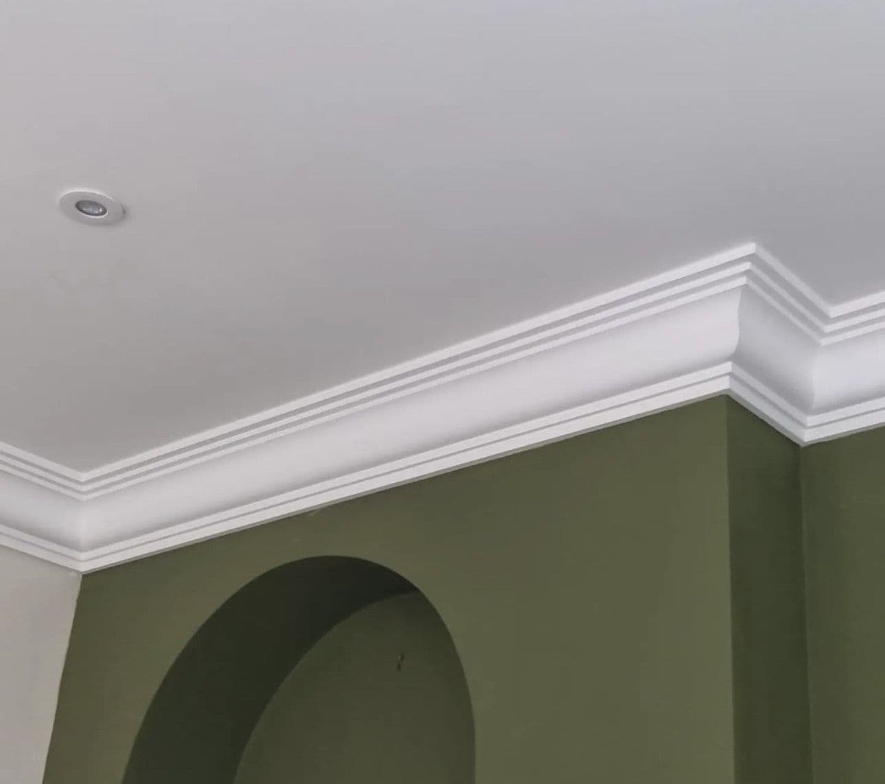 Small Traditional Ogee Plaster Coving 85mm x 100mm